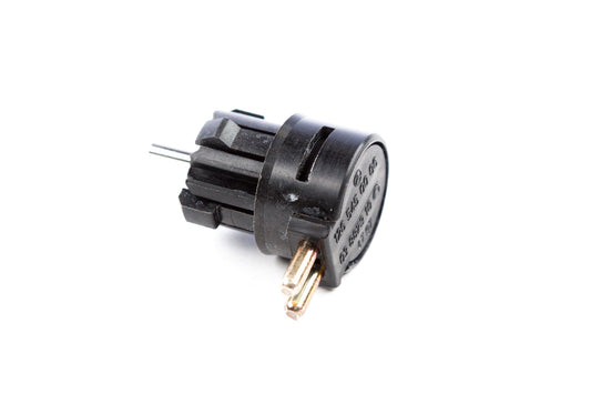 SWITCH
BACK-UP LIGHT SWITCH