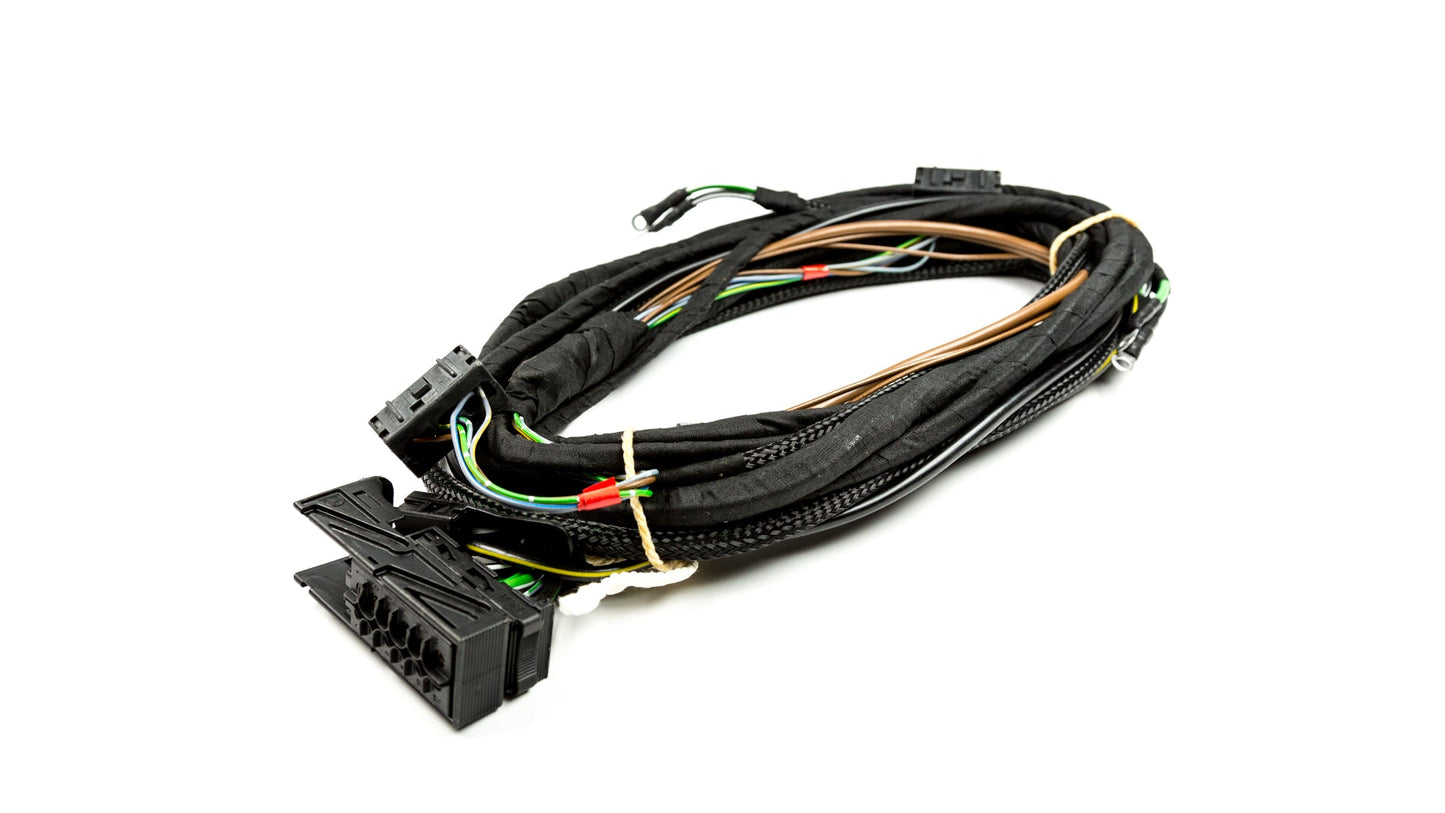 ELECTRICAL WIRING HARNESS
FROM SWITCH CLUSTER TO FRONT AND REAR DOOR WINDOW REGULATOR MOTORS